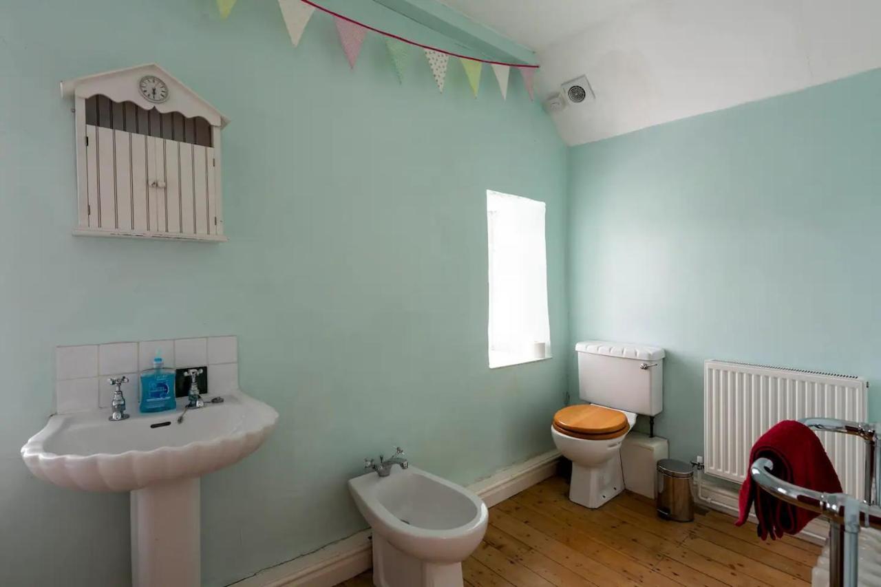 Llys Onnen - North Wales Holiday Cottage Mold Buitenkant foto
